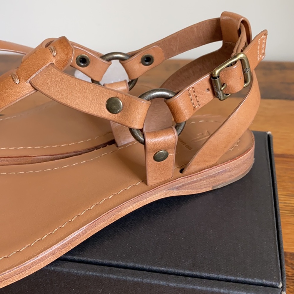 Frye Rachel Ring T Strap Sandal - Picture 7 of 8